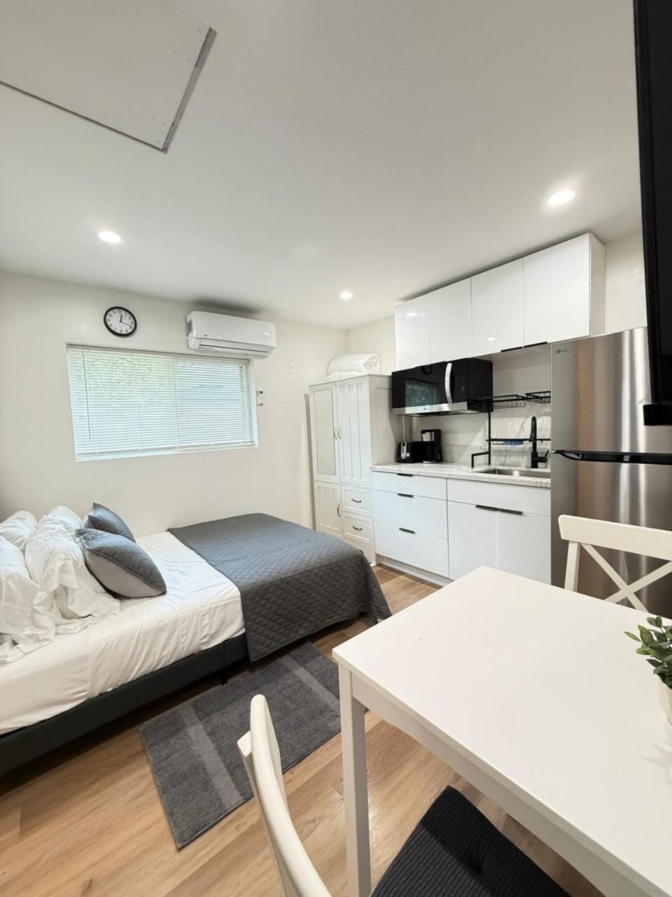 Modern Studio Stylish &Cozy Ieft Unit Лос Анджелис Екстериор снимка