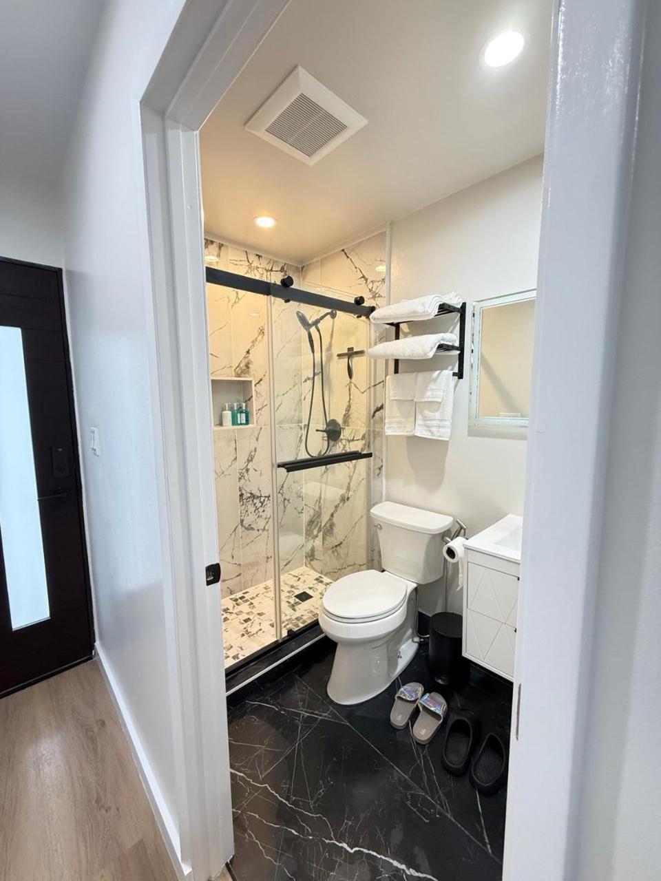 Modern Studio Stylish &Cozy Ieft Unit Лос Анджелис Екстериор снимка