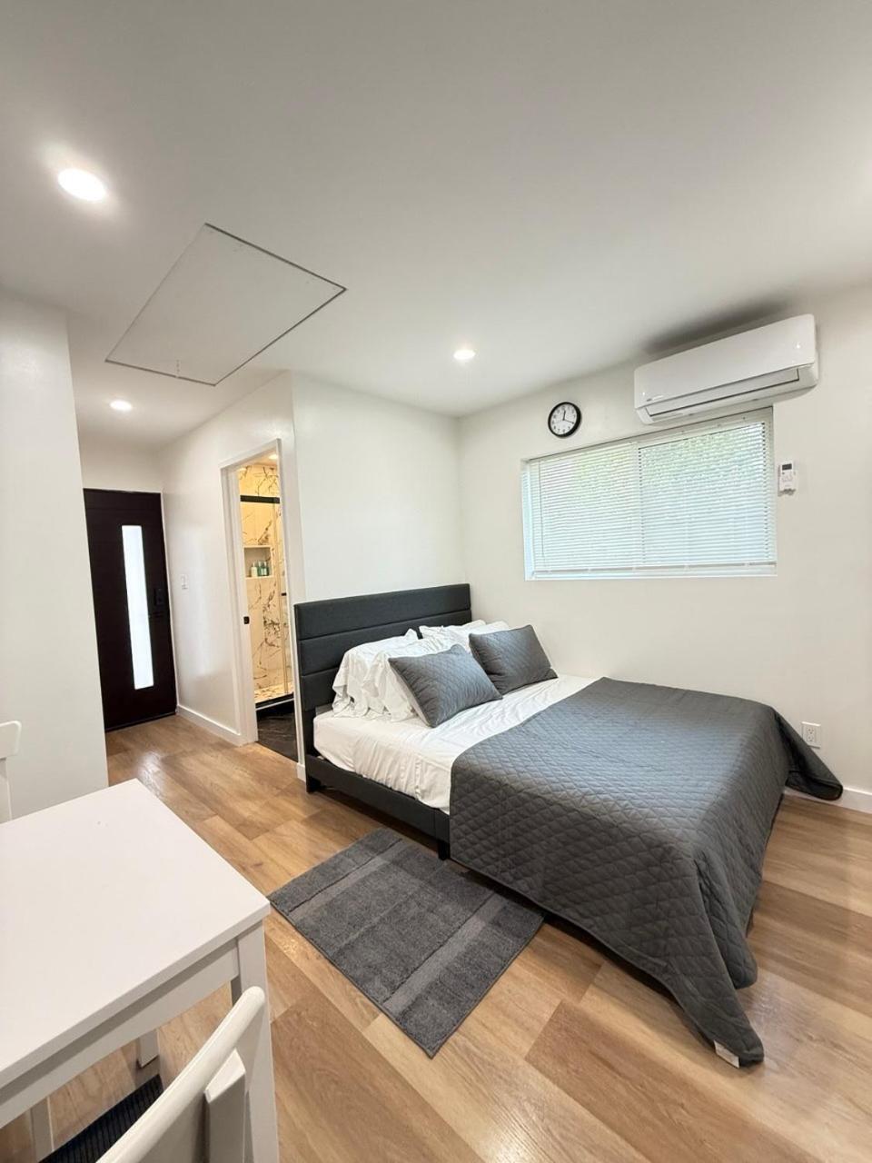 Modern Studio Stylish &Cozy Ieft Unit Лос Анджелис Екстериор снимка